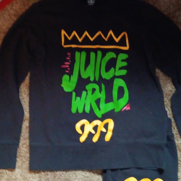 A juice world outfit - Picture 3 of 4
